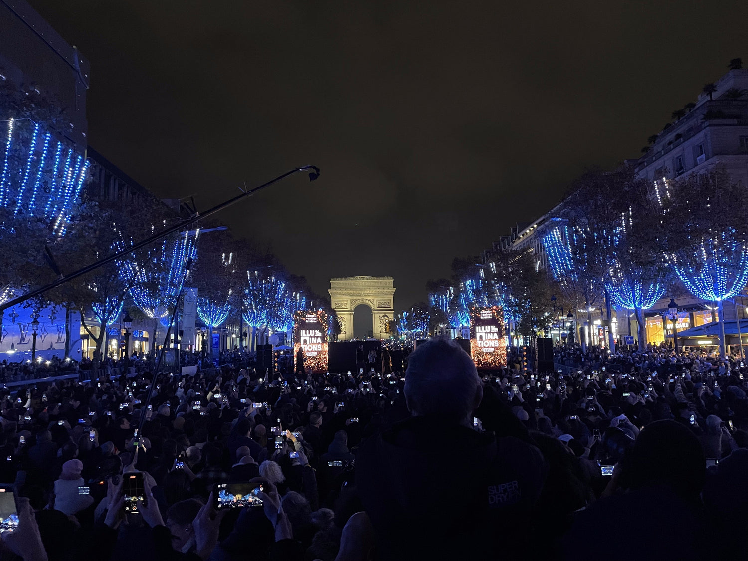 Inauguration des illuminations des Champs-Elysées 2025