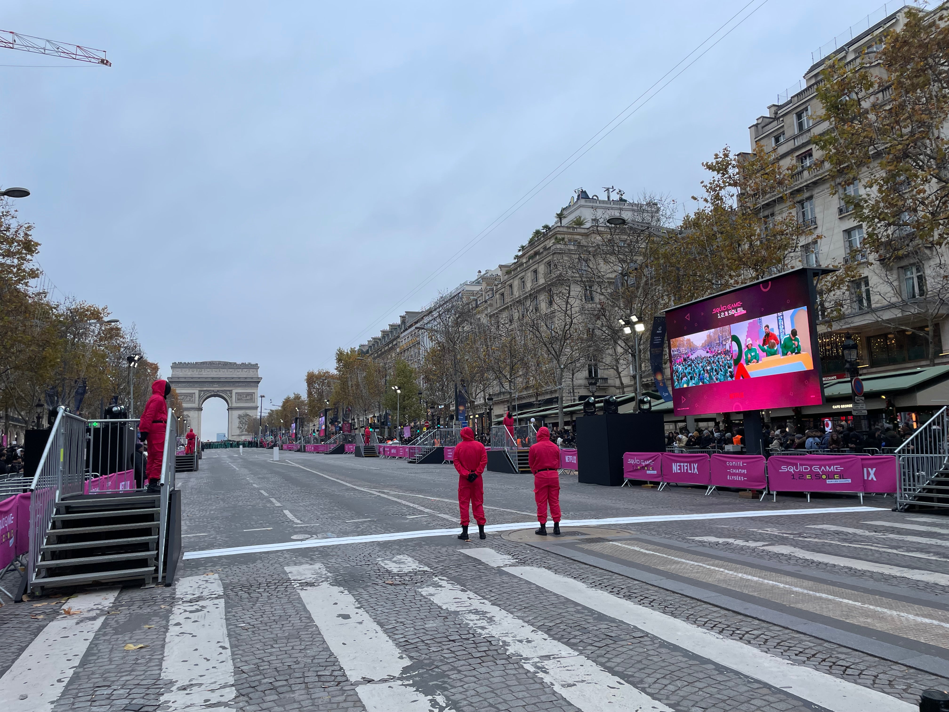 Écran LED sur remorque et mât rotatif de 21m² - LM21 – 4 unités