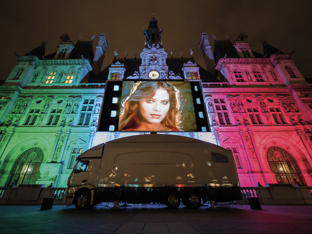 Écran LED VIP sur camion et mât rotatif - 46m²- LMB46